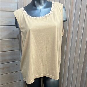 Basic Editions Cream Sleeveless Relaxed Tank Top
